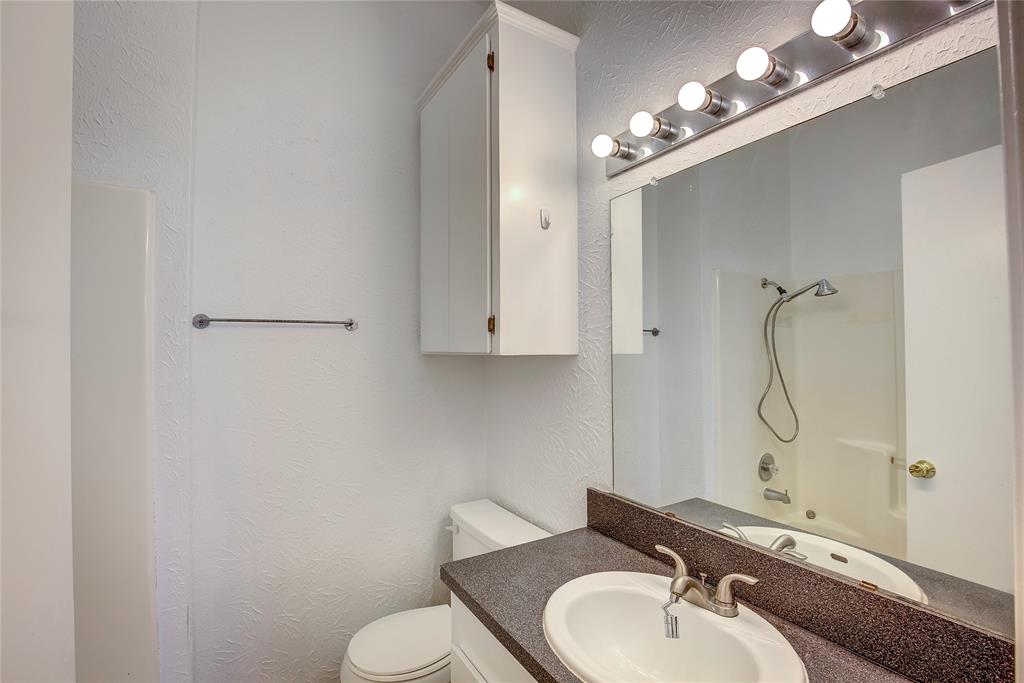 Orig Town Of Commerce - Commercial Sale