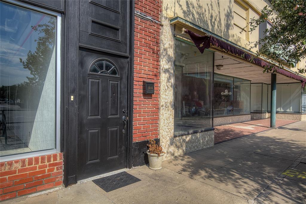 1213 Washington Street