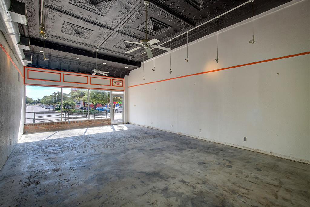 Orig Town Of Commerce - Commercial Sale