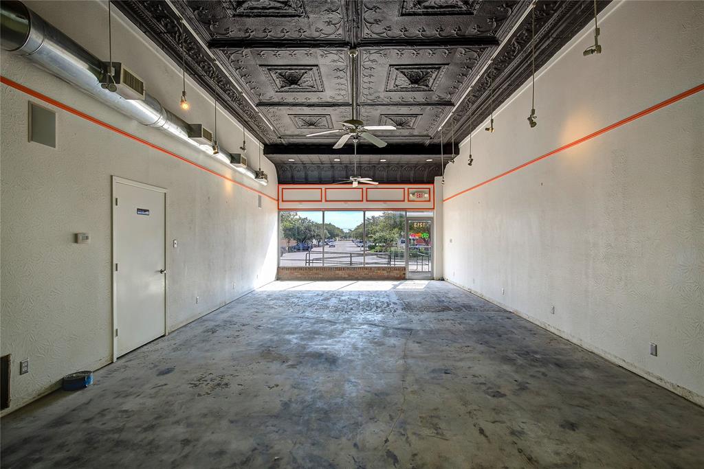 Orig Town Of Commerce - Commercial Sale