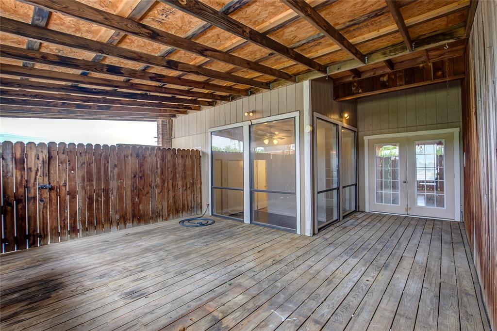 Orig Town Of Commerce - Commercial Sale