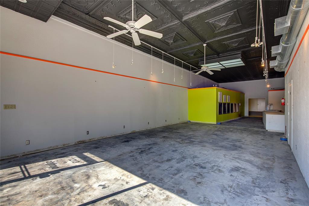 Orig Town Of Commerce - Commercial Sale