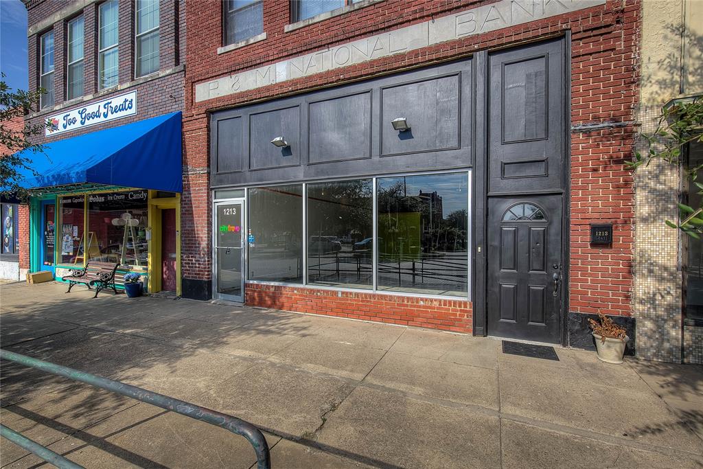 1213 Washington Street