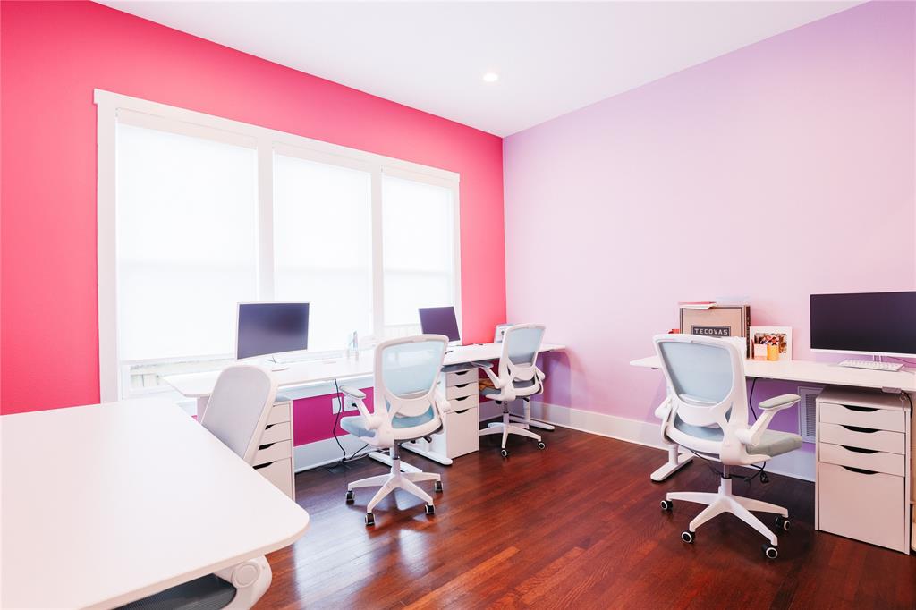 Oak Cliff Original - Commercial Sale