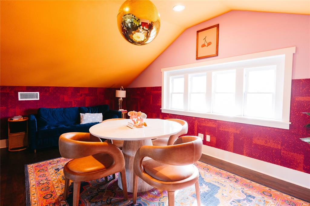 Oak Cliff Original - Commercial Sale