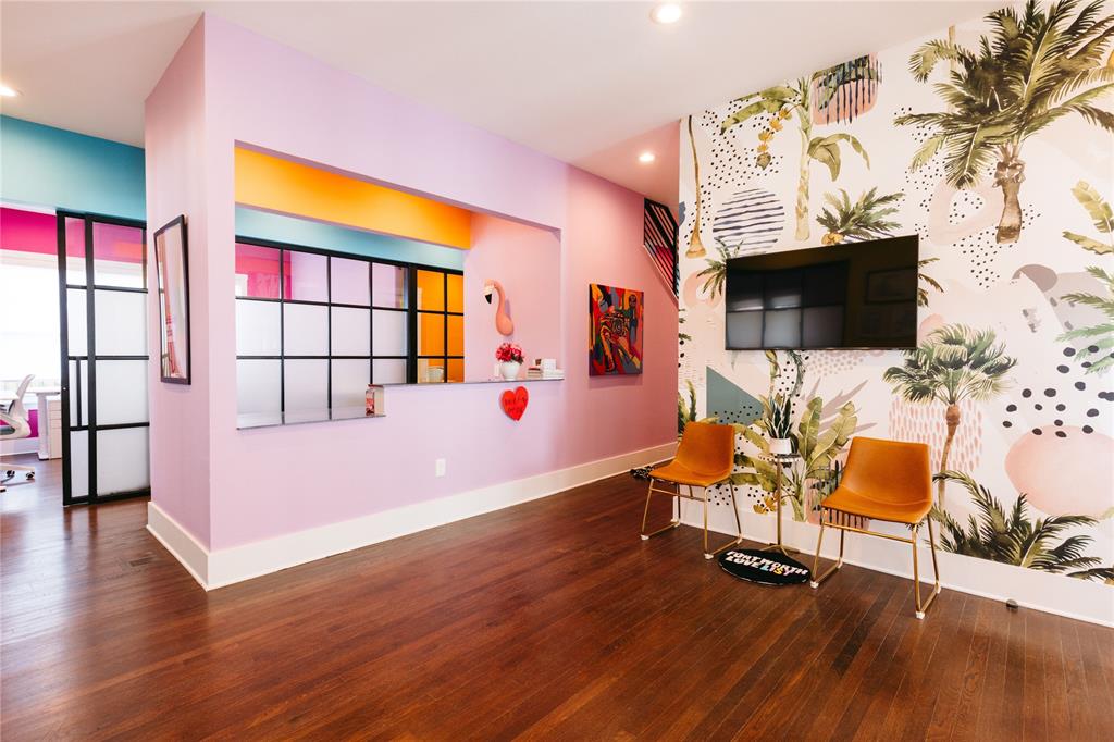 Oak Cliff Original - Commercial Sale