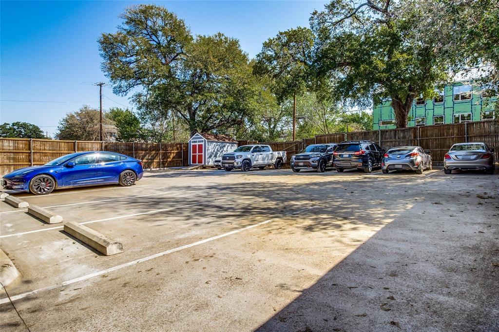 Oak Cliff Original - Commercial Sale