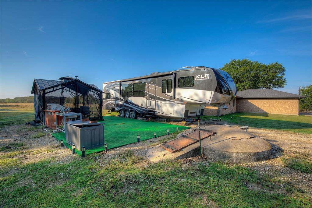 5317 E Interstate 30