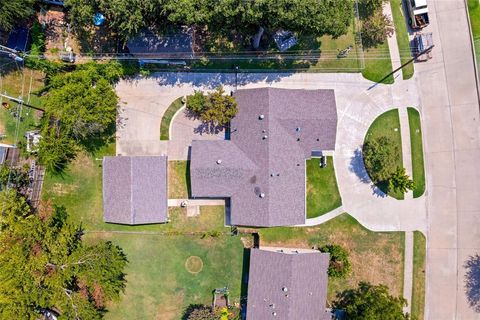 1054 Shadow Wood Lane Lewisville TX 75067