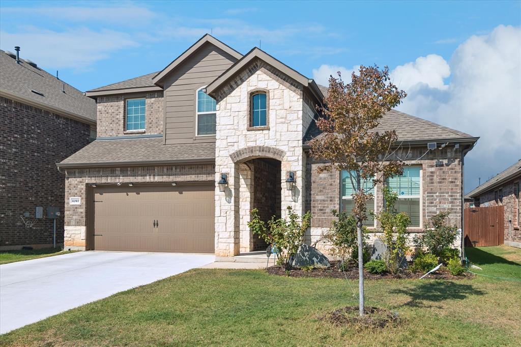 3707 Smuggler Mine Street