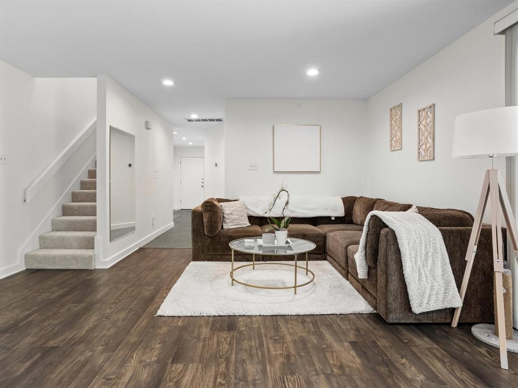 Frisco Railroad Add - Residential Lease