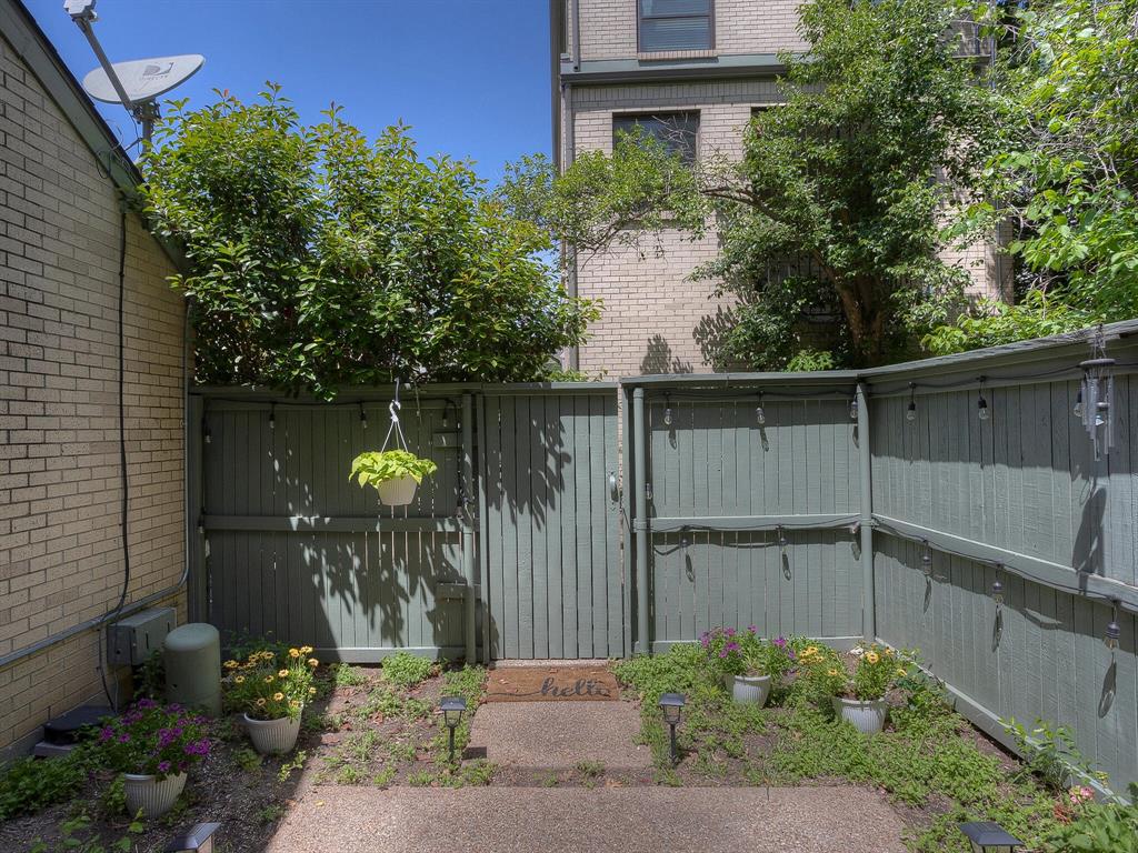 Frisco Railroad Add - Residential Lease