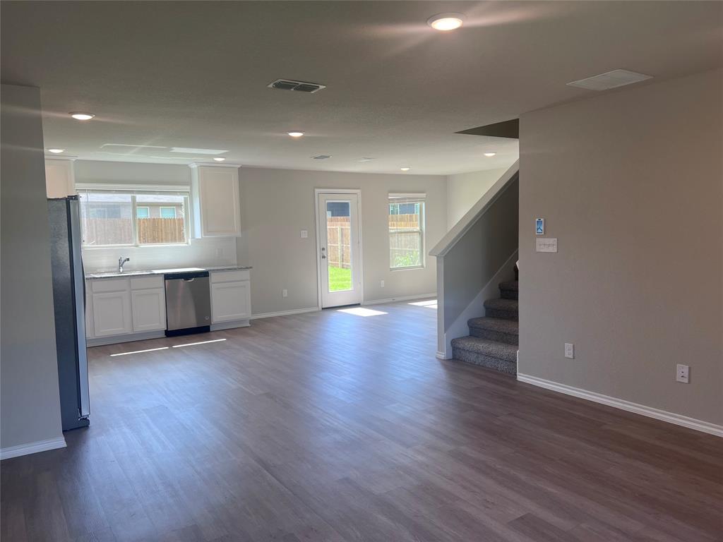 Lake Vista Ranch - Residential Lease