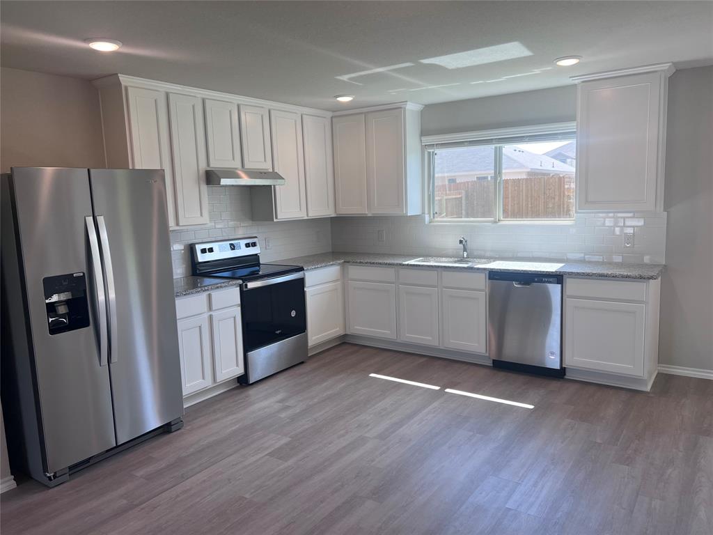 Lake Vista Ranch - Residential Lease