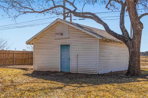 A home in Brownwood