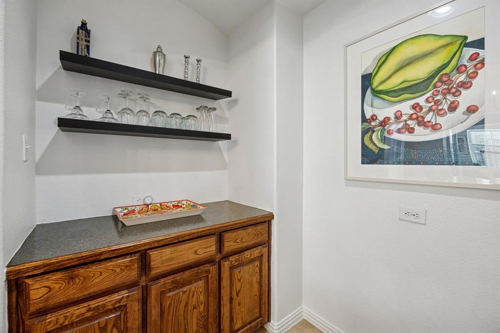 Mira Lagos E 3 - Residential