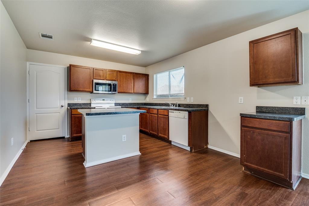 Mustang Creek Ph 2 - Residential Lease