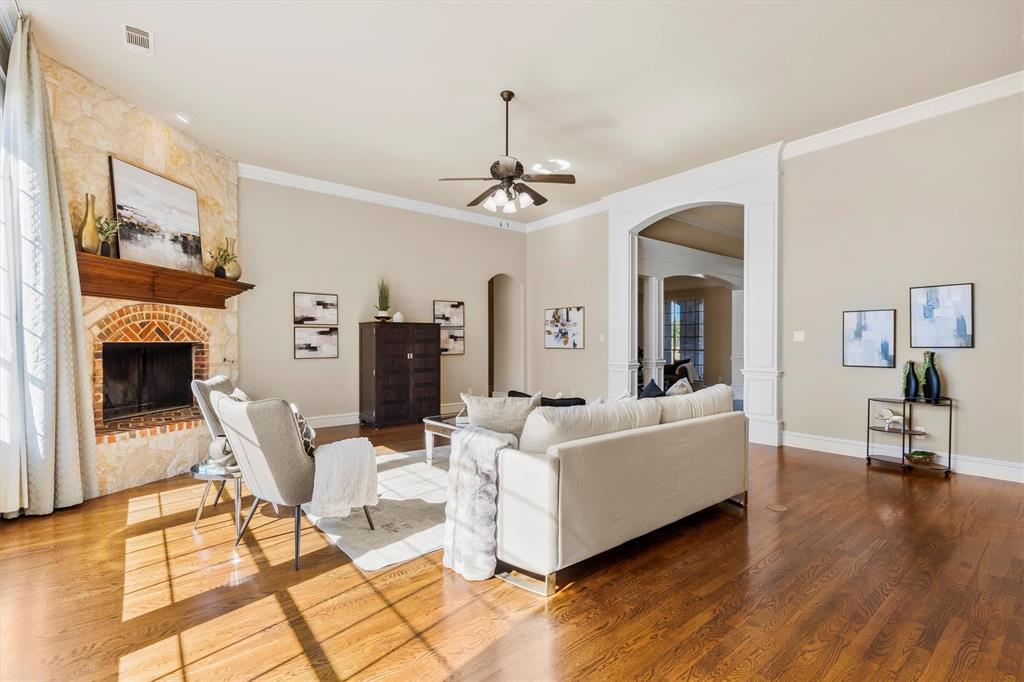 1823 Marchmont Drive