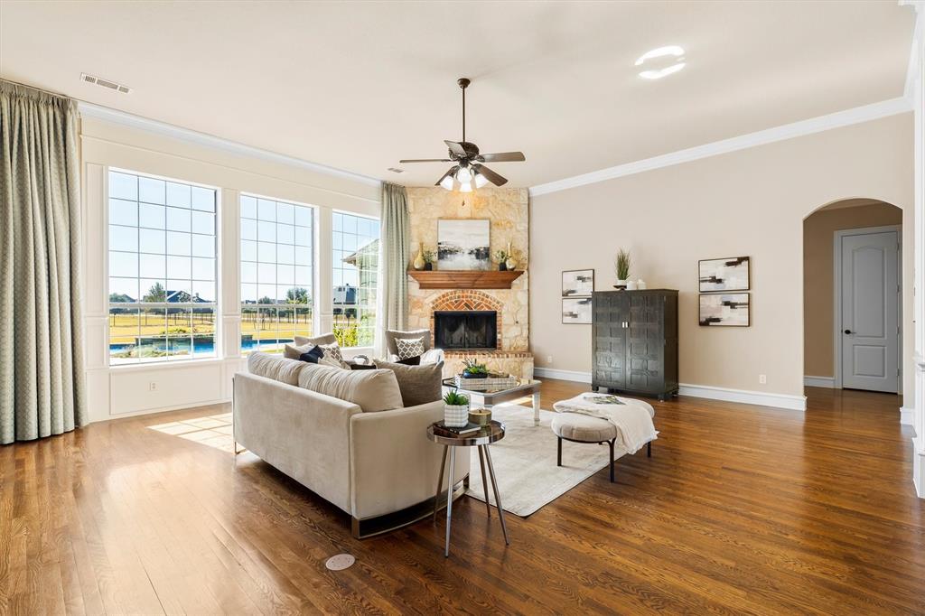 1823 Marchmont Drive