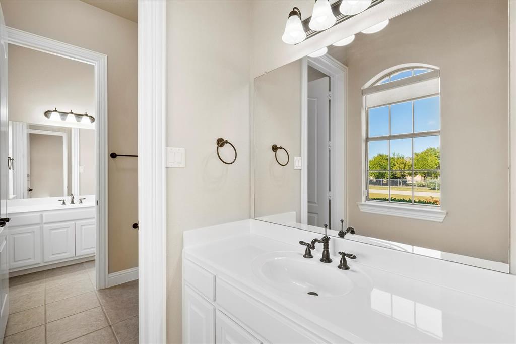 Lucas, Texas 75002, United States, 5 Bedrooms Bedrooms, ,4 BathroomsBathrooms,Residential,Active,238959