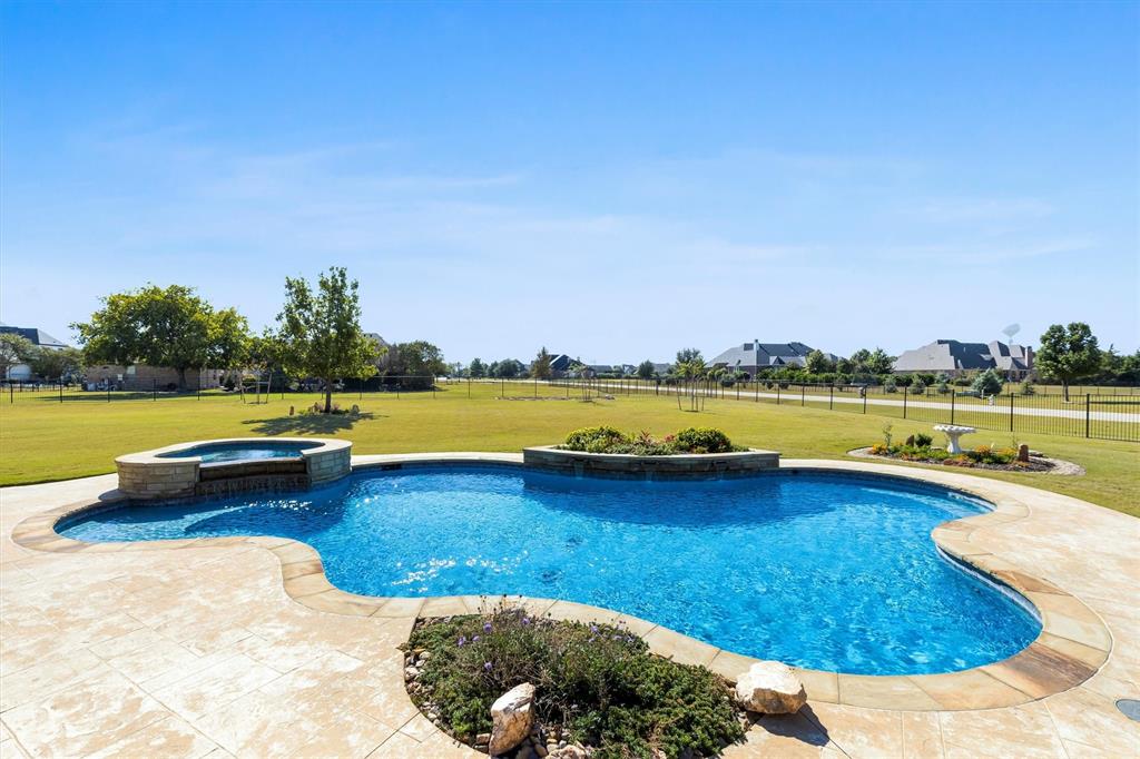 Lucas, Texas 75002, United States, 5 Bedrooms Bedrooms, ,4 BathroomsBathrooms,Residential,Active,238959