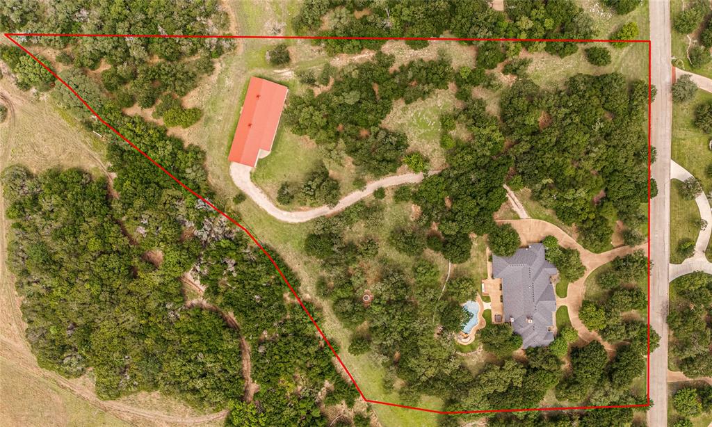 795 Winding Trail