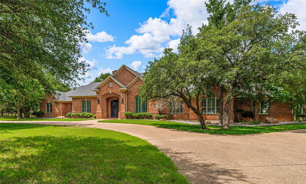 795 Winding Trail