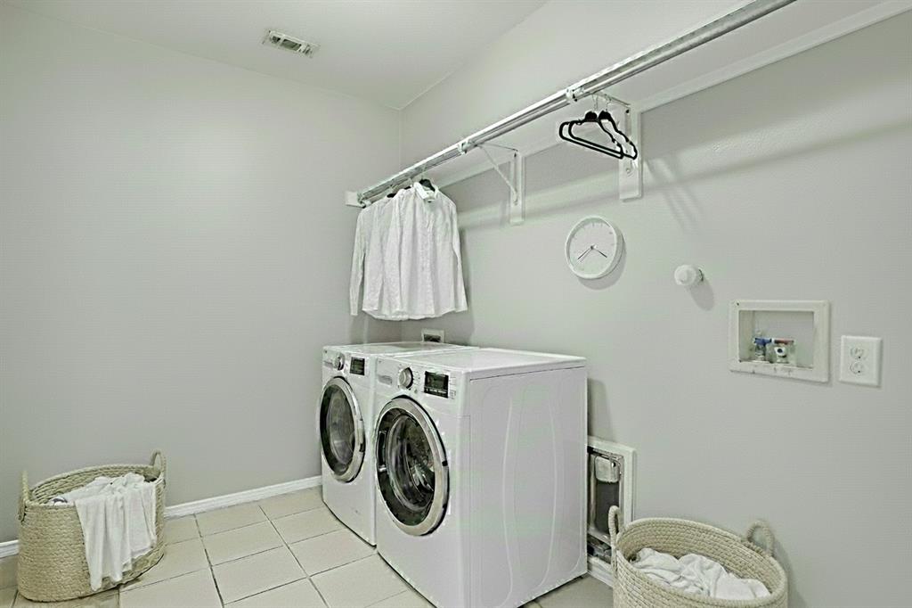 Vista West - Residential