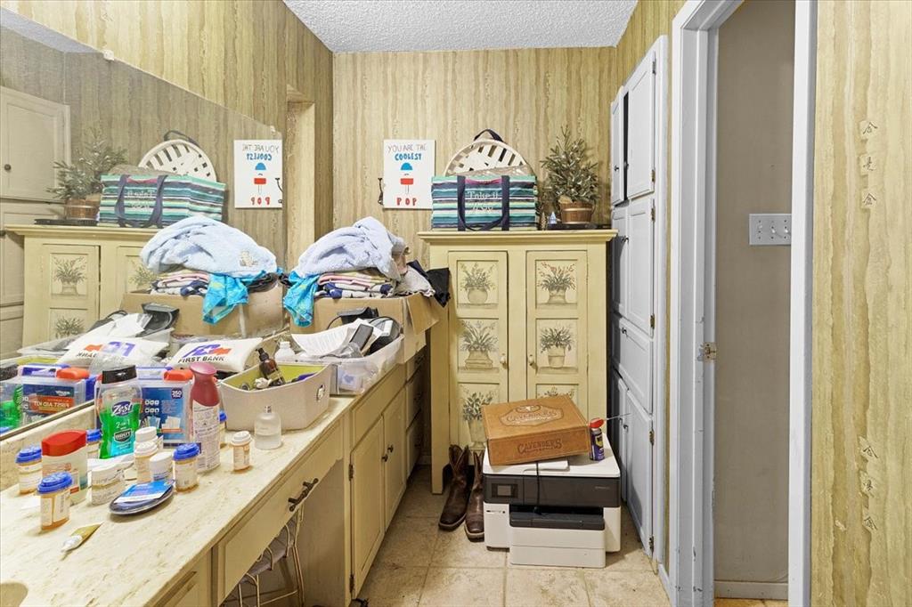 Holiday West Add - Residential