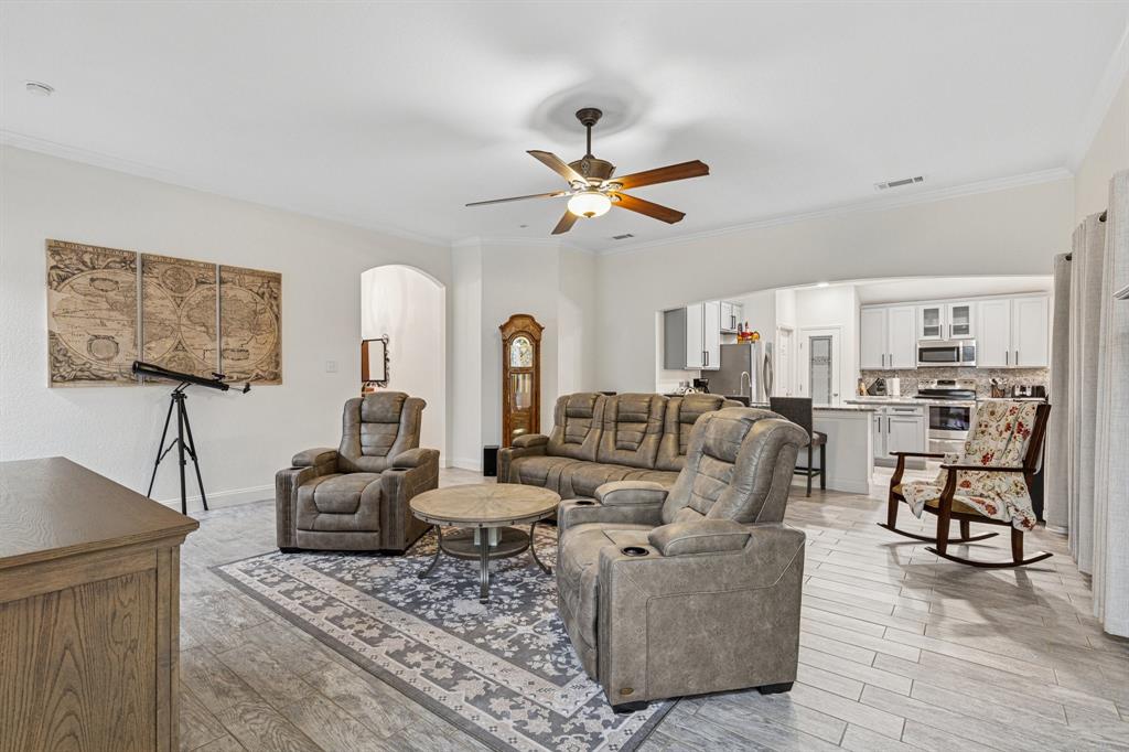 912 Crowder Drive