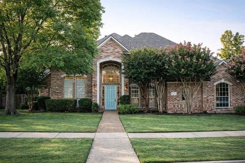 Photo of 1308 Normandy Drive, Southlake, TX 76092 (MLS # 21161510)