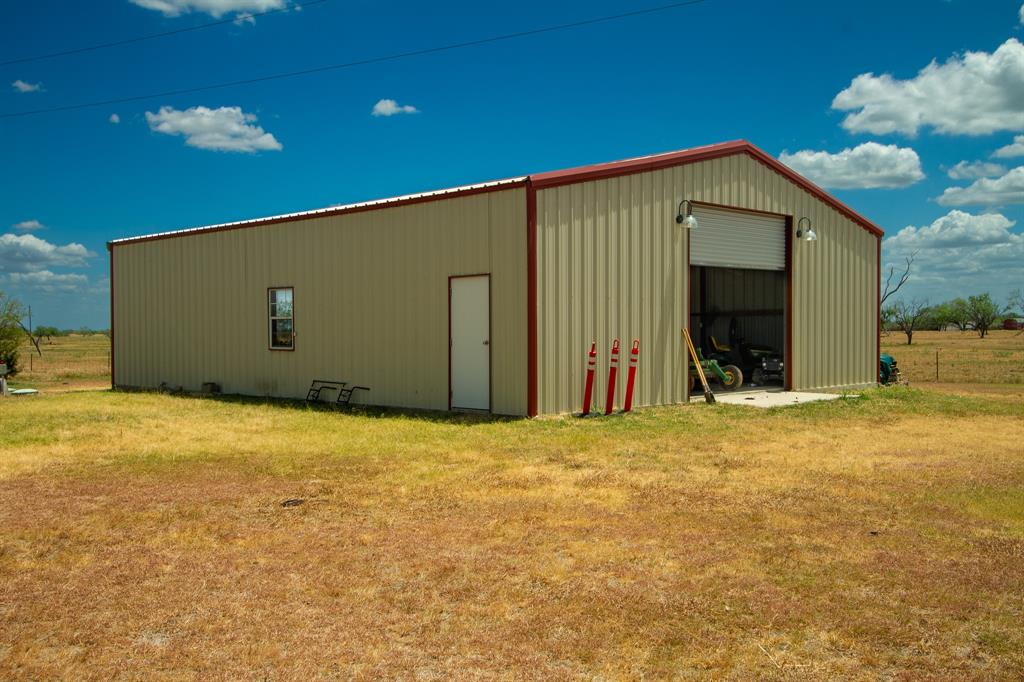 4890 FM 1129