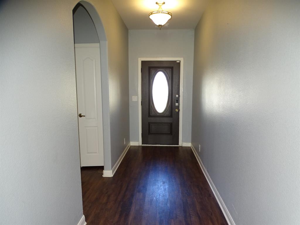 1128 Nighthawk Trail