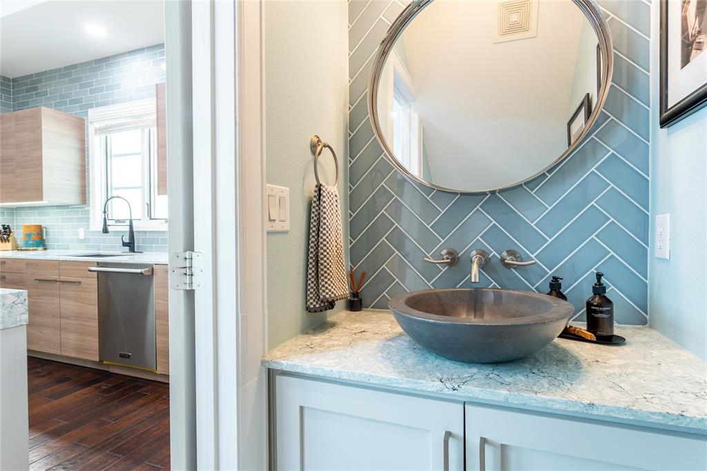 Vine Condo - Residential