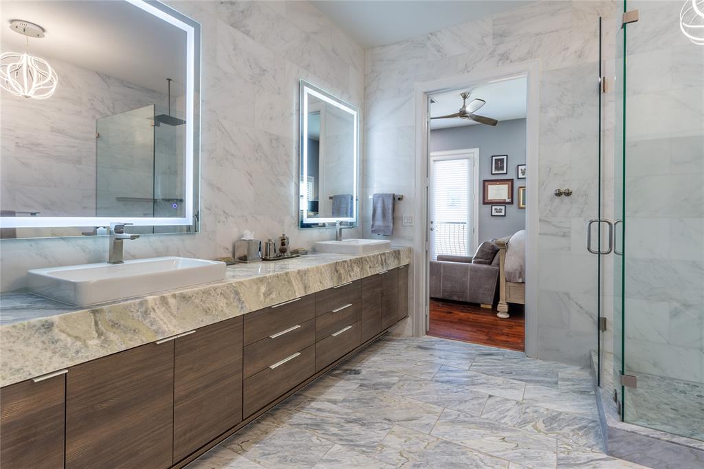 Vine Condo - Residential