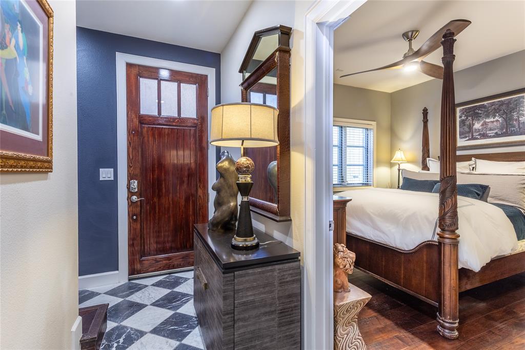 Vine Condo - Residential