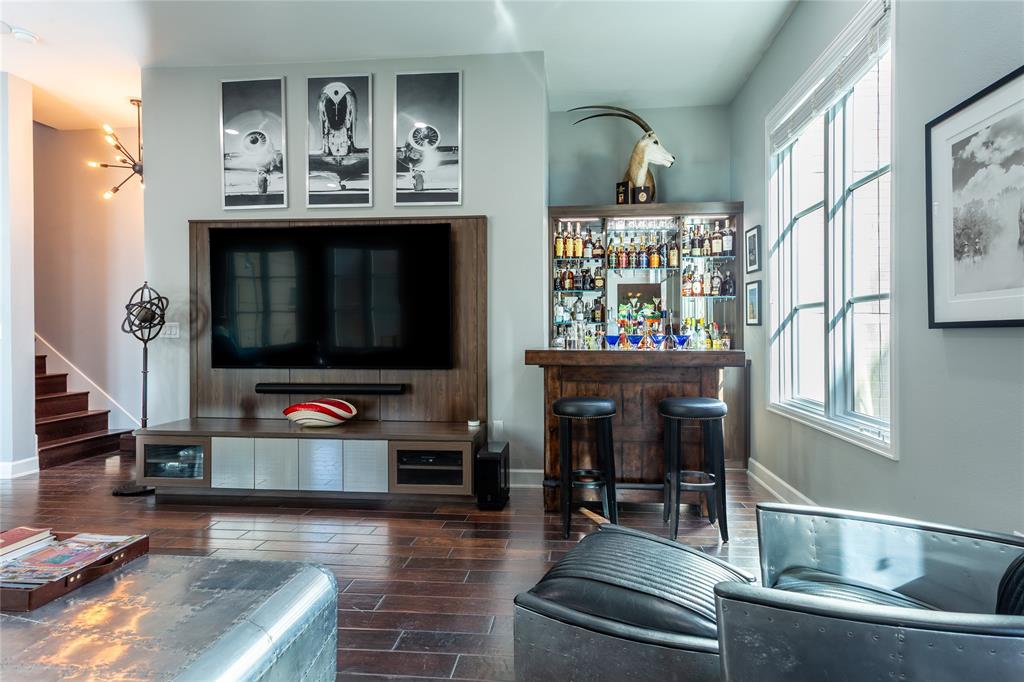 Vine Condo - Residential