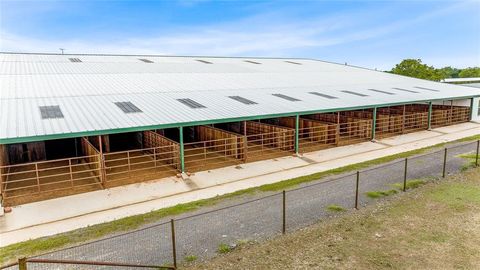 2283 US Highway 281 N Jacksboro TX 76458