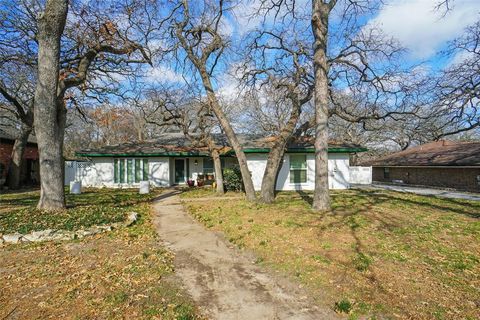 141 Timberlake Drive Azle TX 76020