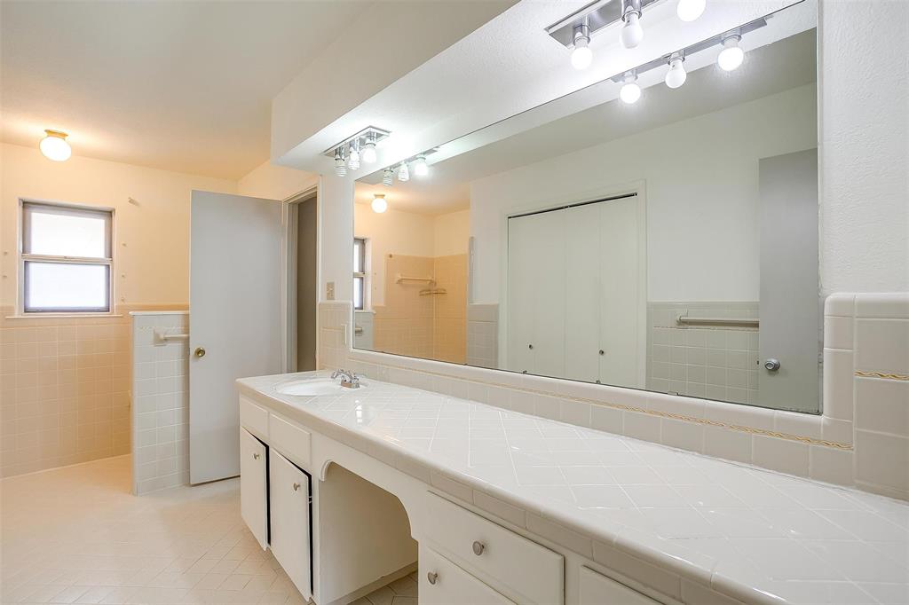 J M Steiner Surv Abst 1471 - Residential