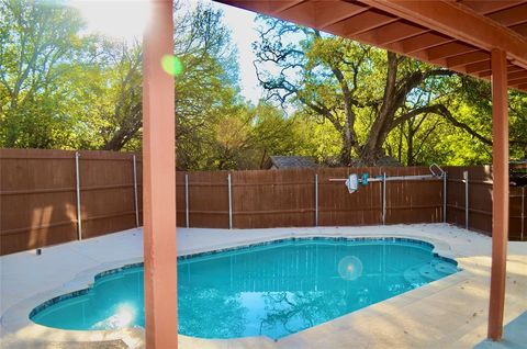 A home in Hickory Creek