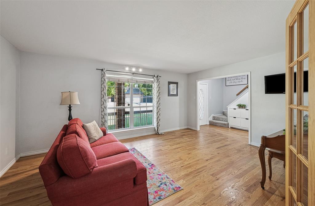5000 Thorncliffe Drive