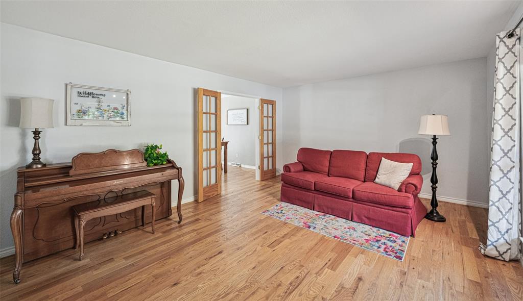 5000 Thorncliffe Drive