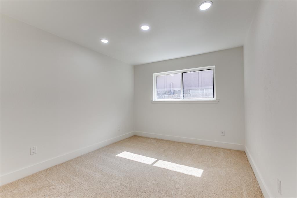 University Estates - Residential Lease