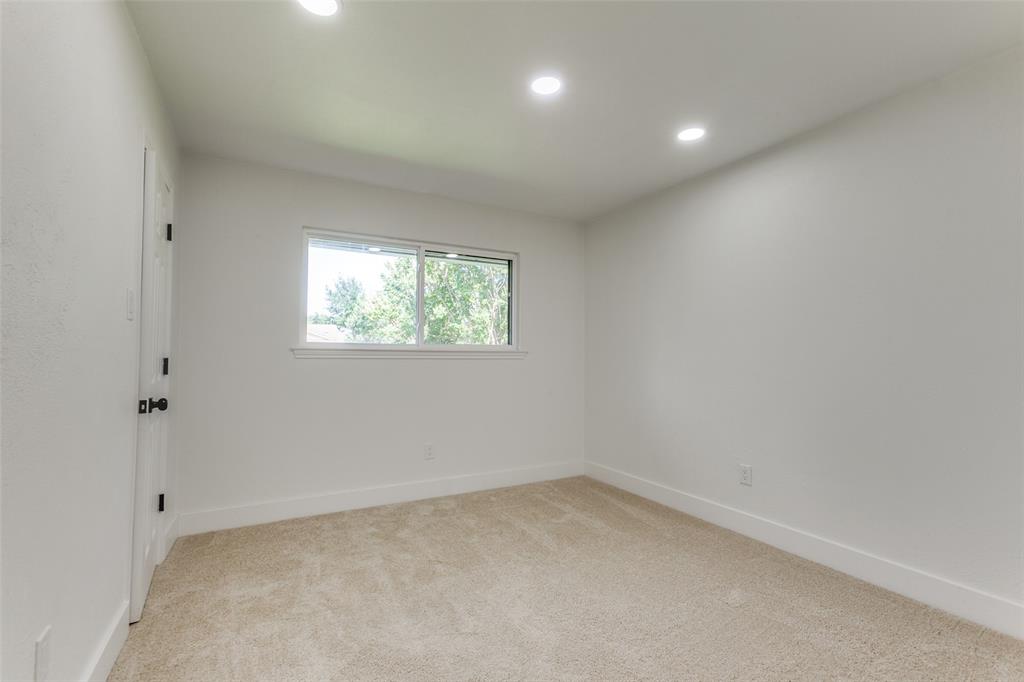 University Estates - Residential Lease