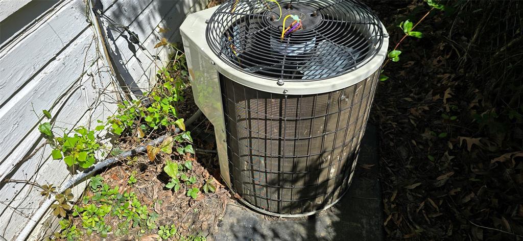 Shreveport, Louisiana 71103, United States, 2 Bedrooms Bedrooms, ,1 BathroomBathrooms,Residential,Pending,60500