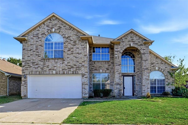 2447 RANCHVIEW DR, GRAND PRAIRIE, TX 75052 - Image 1753595fd2d9414a74a03e4bc2f4586f/2849601479
