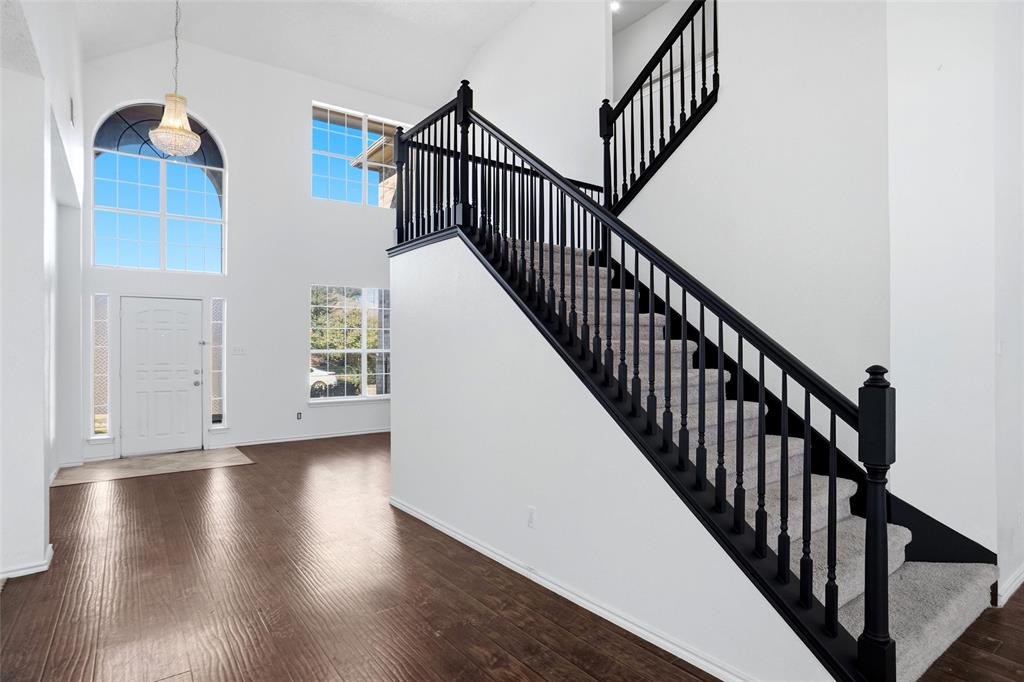 2447 Ranchview Drive