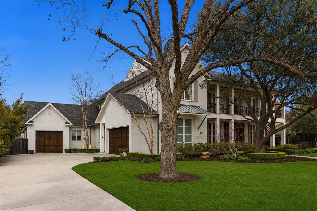 Photo of 4519 Bobbitt Drive, Dallas, TX 75229 (MLS # 21252529)
