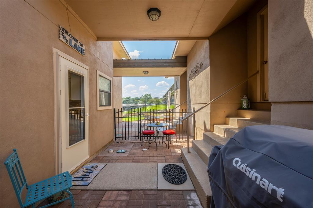 5515 Club Cove Court